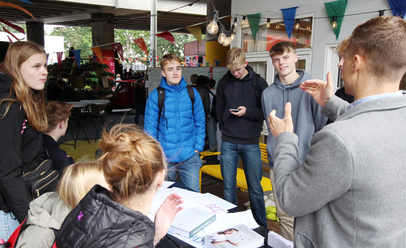Elever fra 1. g. på Falkonergårdens Gymnasium fik masser af viden og inspiration om bæredygtighed, da Urban Sustainability Lab holdt temadag om lokal bæredygtig udvikling