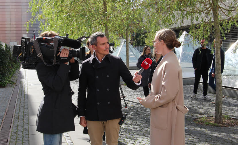 Miljøminister Lea Wermelin valgte at tage forbi Frederiksberg for at give interview til pressen om den nye betænkning, der fra 2023 tvinger tobaksproducenterne til at betale kommunerne for oprydning af cigaretskod